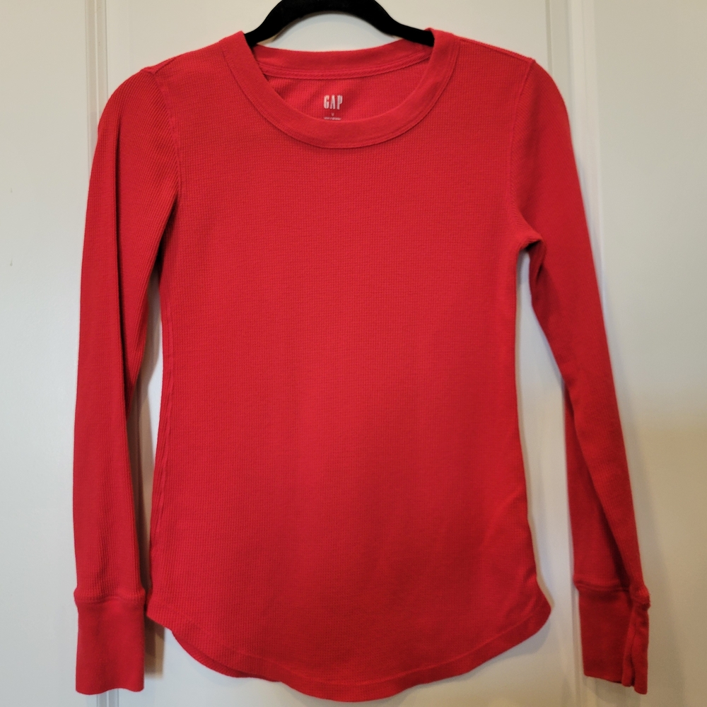 GAP Vibrant Red Crew Neck Top
